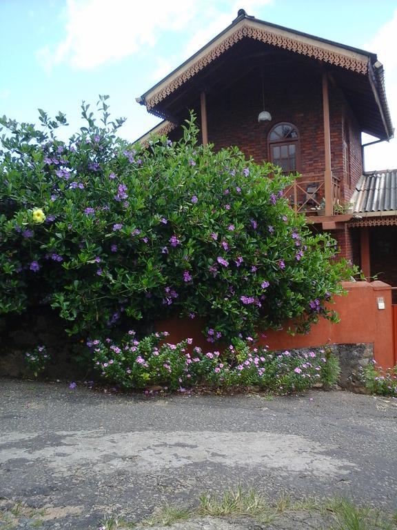 Primrose Inn Канді Екстер'єр фото