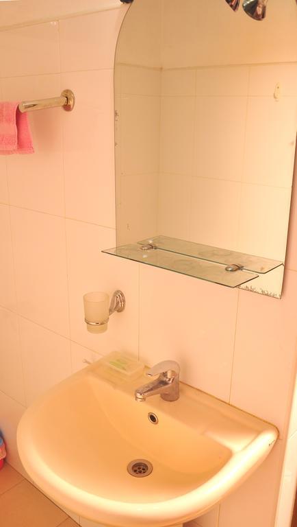 Primrose Inn Канді Екстер'єр фото