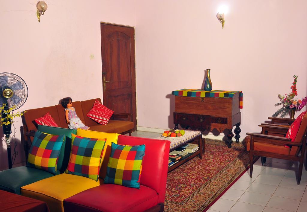 Primrose Inn Канді Екстер'єр фото