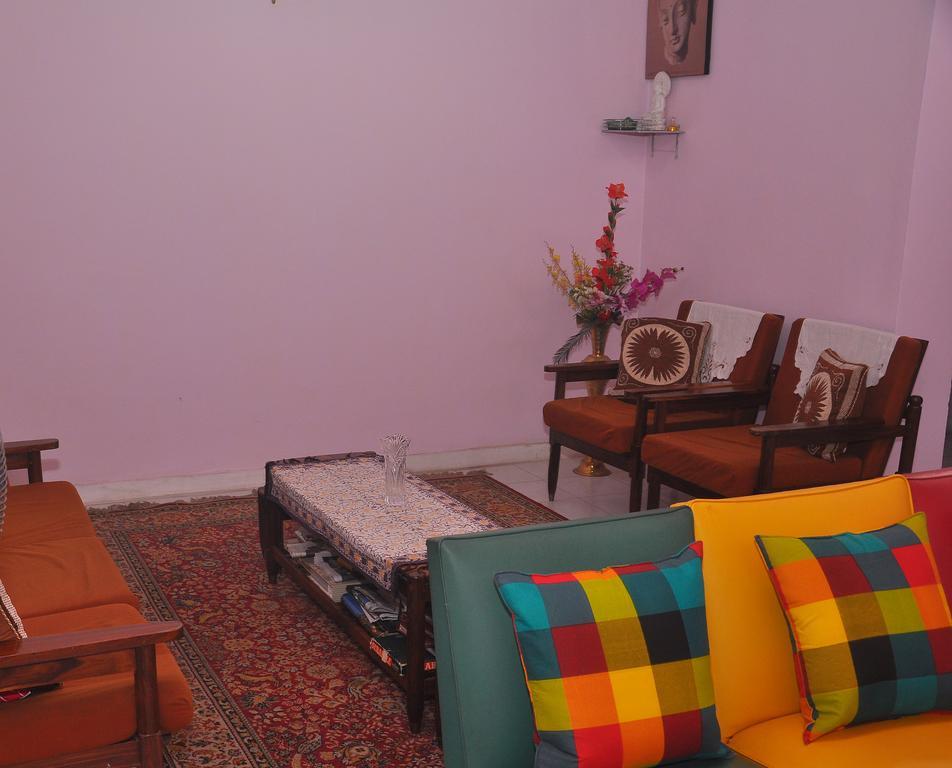 Primrose Inn Канді Екстер'єр фото